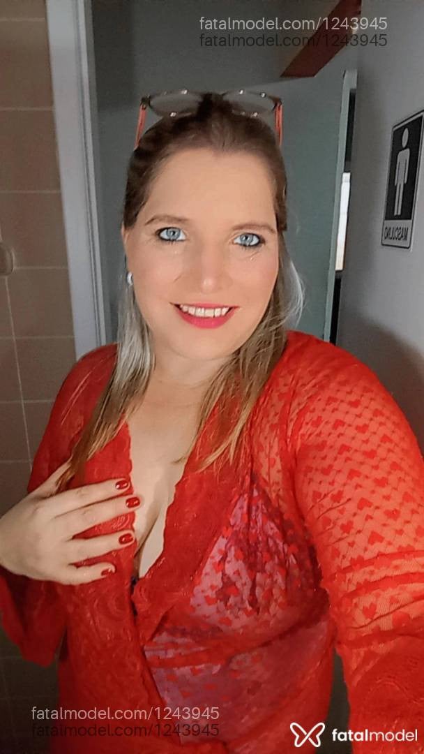 Acompanhante mulher loira (o) de olhos verdes - Mariza
