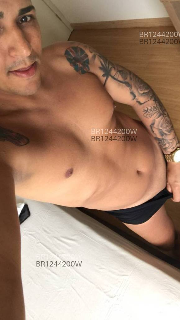 Acompanhante homem morena (o) de olhos castanhos em Maringá - Xander Bueno