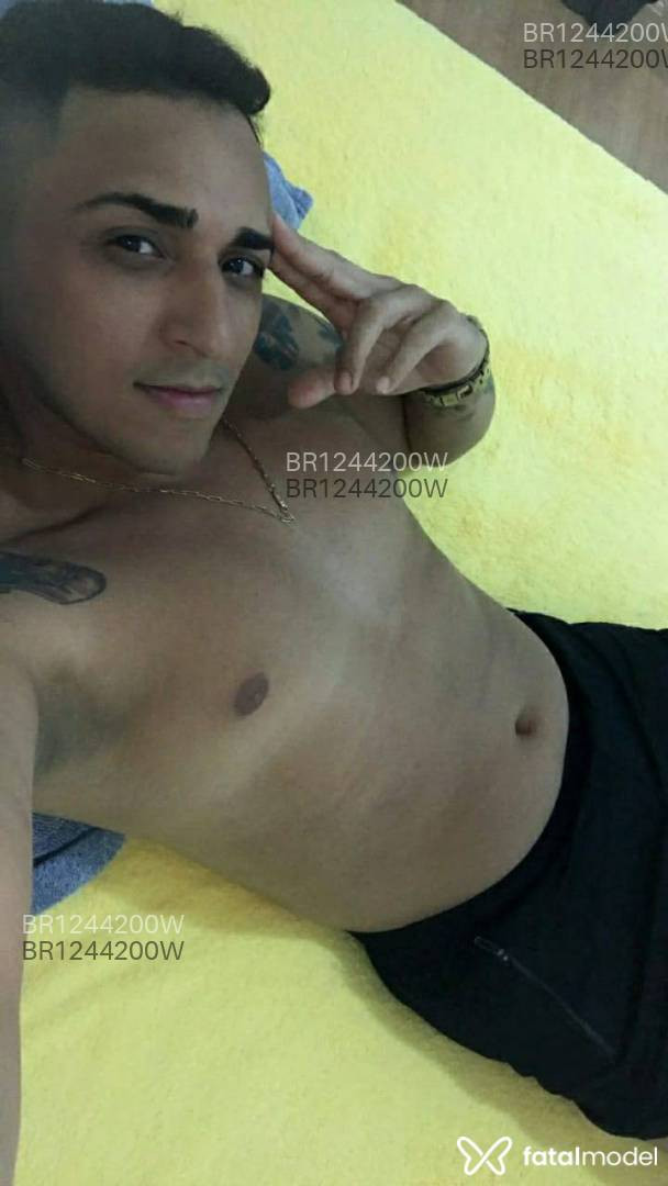 Acompanhante homem morena (o) de olhos castanhos em Maringá - Xander Bueno