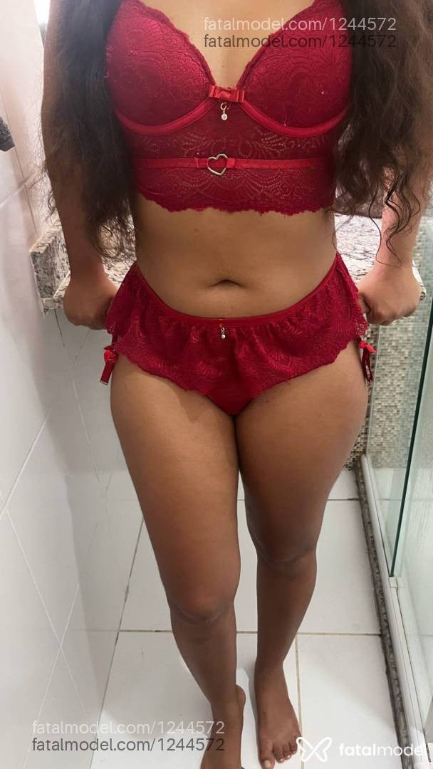 Acompanhante mulher com cabelo castanho de olhos pretos em Santo Antônio de Jesus Acompanhante mulher com cabelo castanho de olhos pretos em Santo Antônio de Jesus - Bia Figueredo