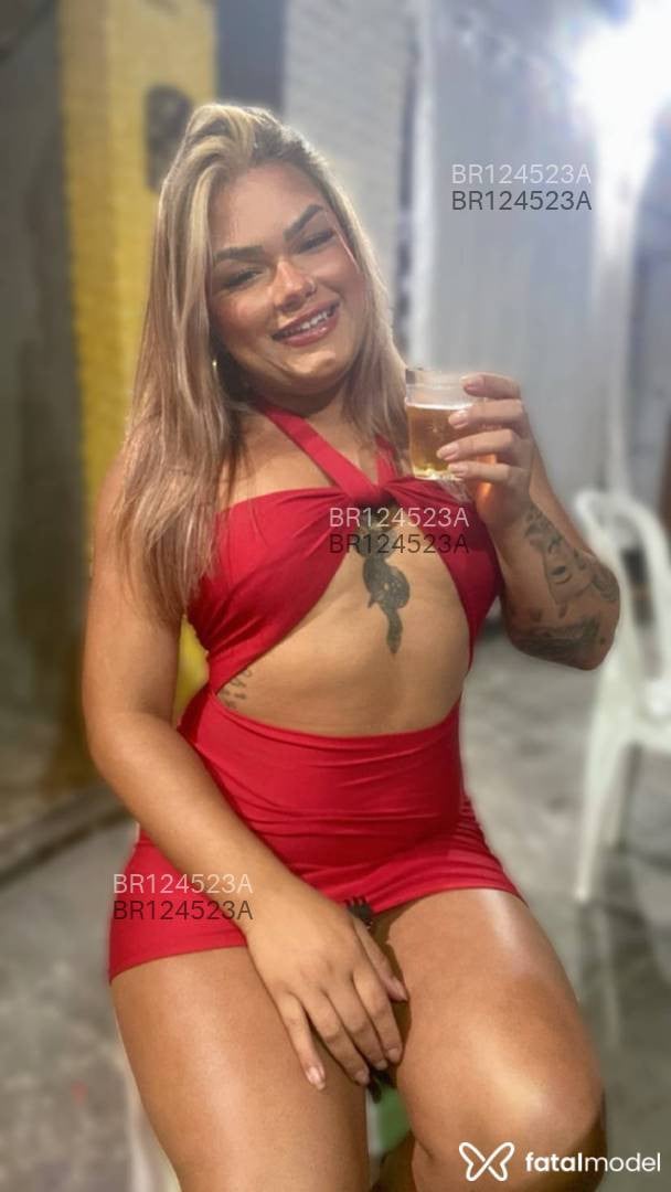 Acompanhante mulher trans loira (o) de olhos castanhos em Lorena - Bittencourt