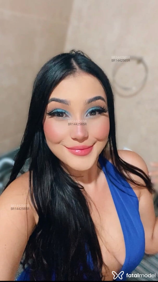 Acompanhante mulher com cabelo castanho de olhos castanhos em Brasília Acompanhante mulher com cabelo castanho de olhos castanhos em Brasília - Eduarda