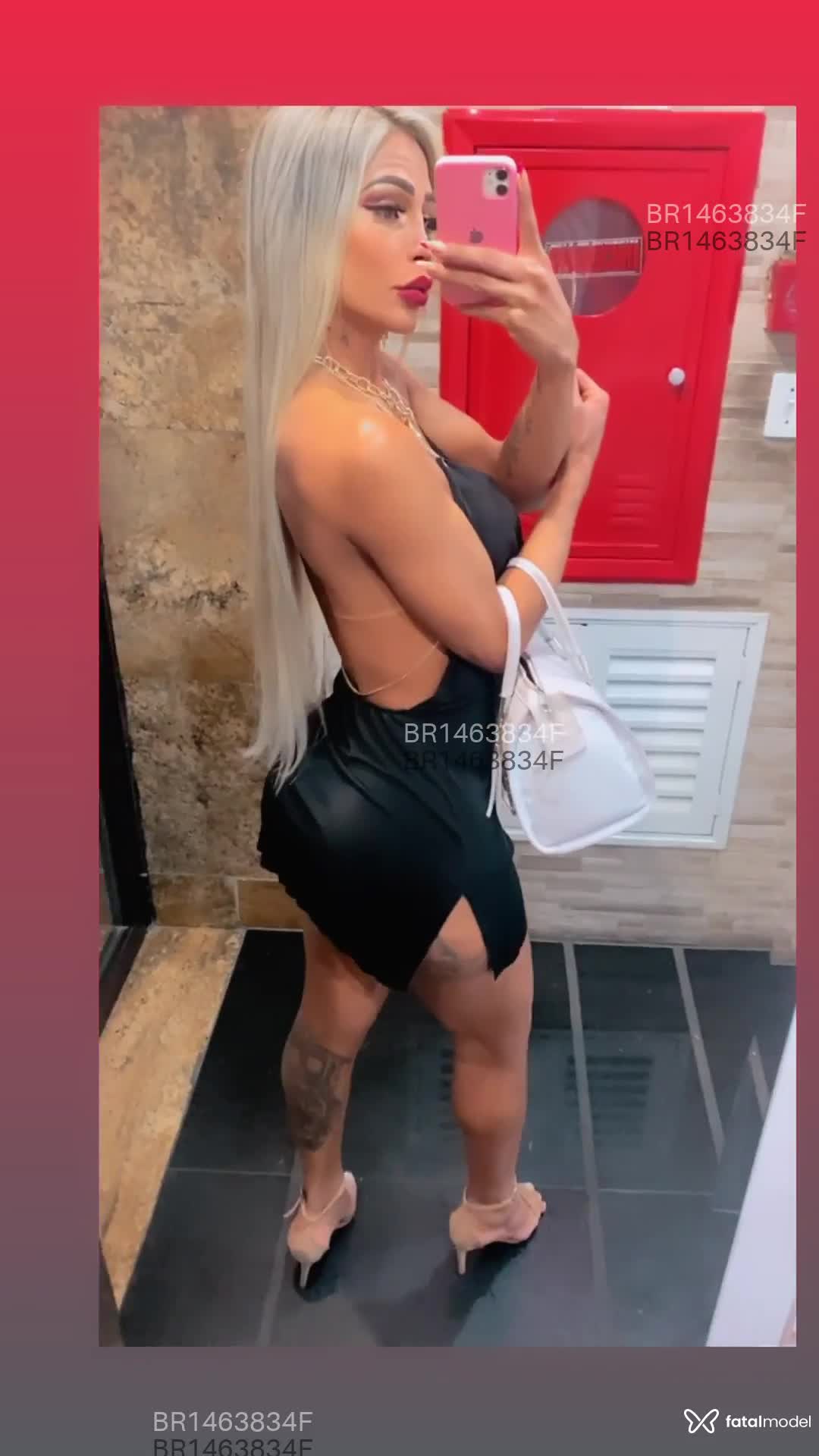 Acompanhante travesti loira (o) de olhos castanhos em Porto Alegre - Yanca Sales