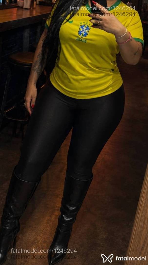 Acompanhante mulher morena (o) de olhos castanhos em Ouro Branco - Melissa