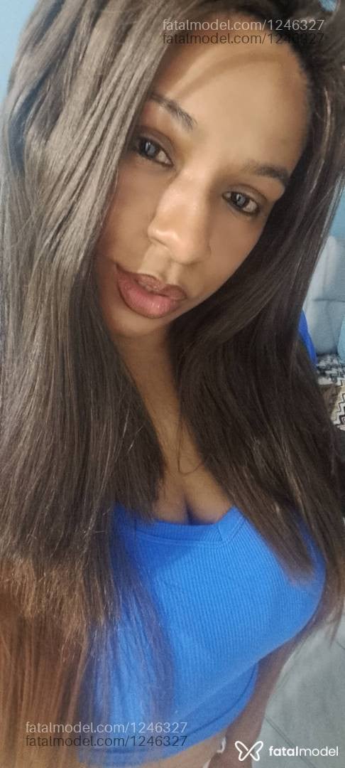 Acompanhante mulher com cabelo castanho de olhos pretos - Yasmin