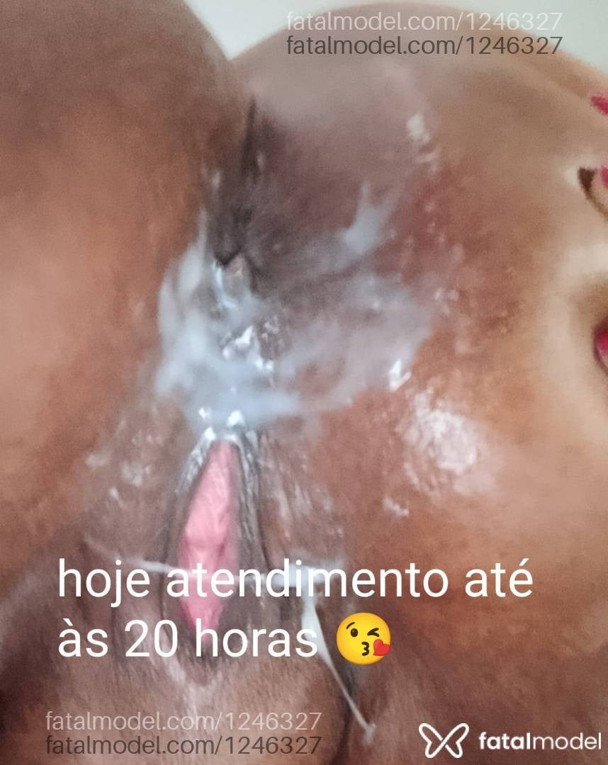 Acompanhante mulher com cabelo castanho de olhos pretos - Yasmin