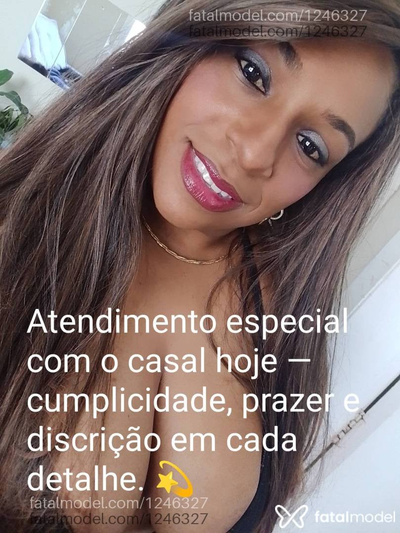 Acompanhante mulher com cabelo castanho de olhos pretos em Viamão - Yasmin