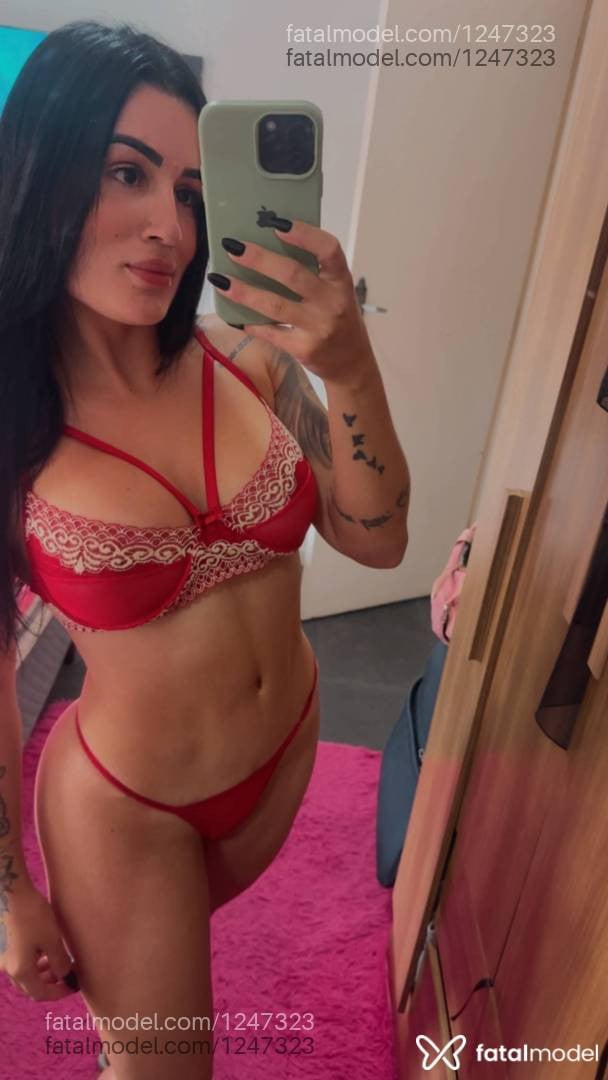 Acompanhante mulher morena (o) de olhos castanhos em São José dos Campos - Debora Ferreira