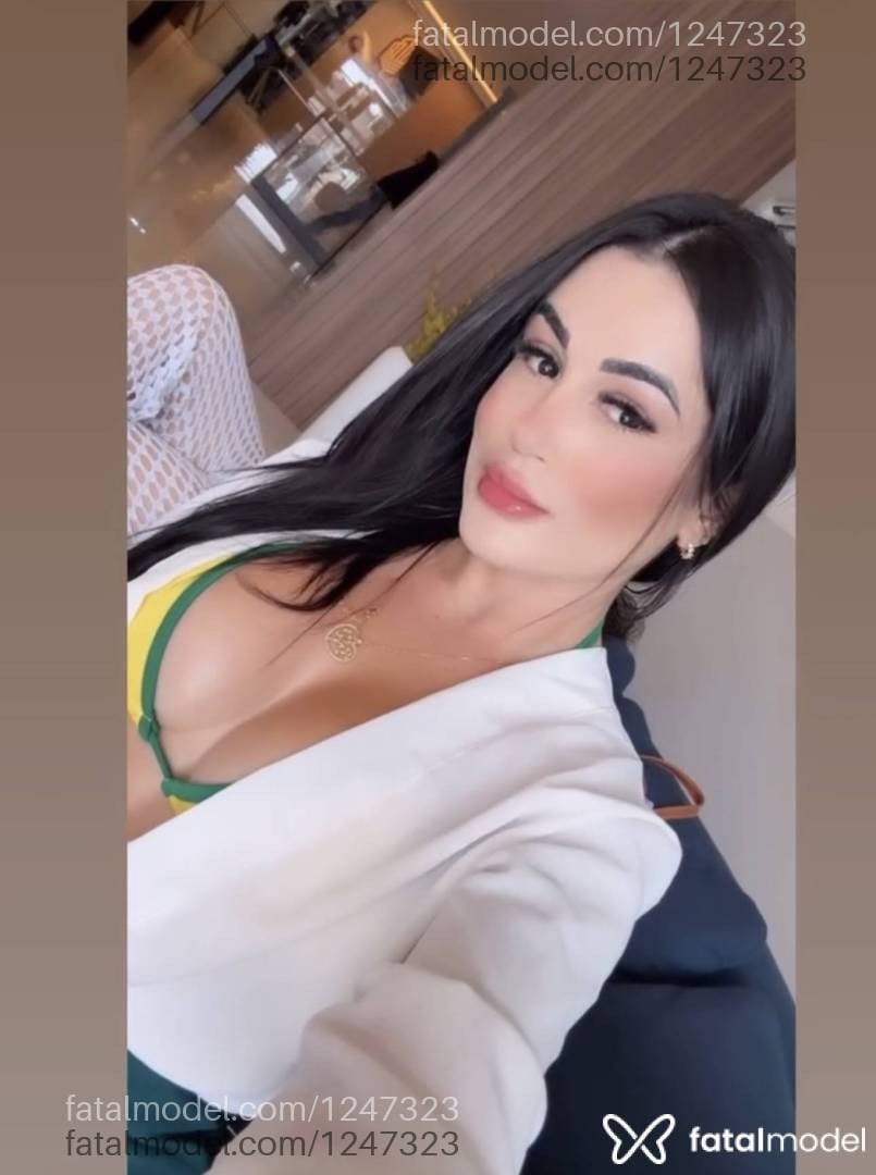 Acompanhante mulher morena (o) de olhos castanhos em São José dos Campos - Debora Ferreira