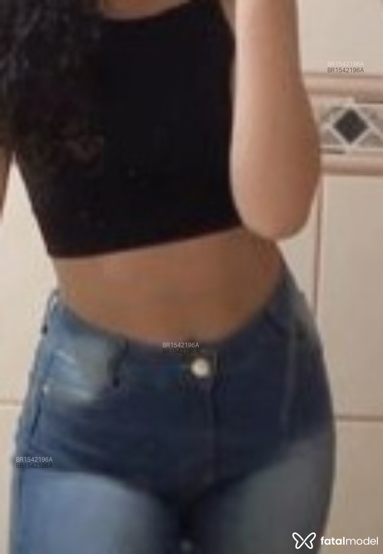 Acompanhante mulher morena (o) de olhos castanhos em Ji-Paraná - GABRIELLY