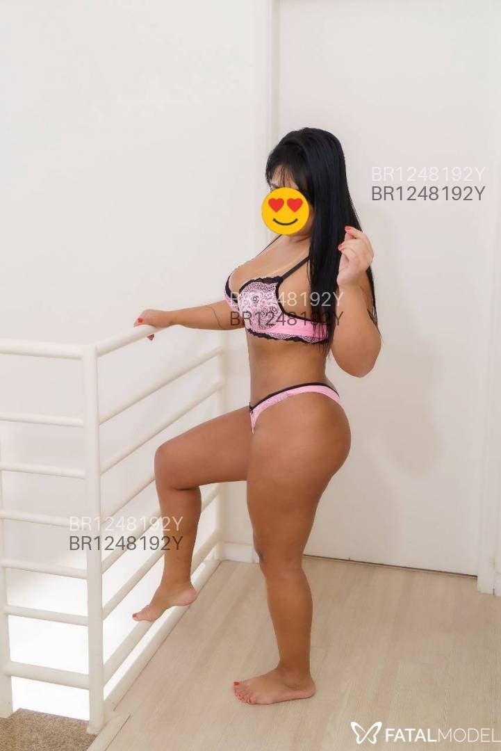 Acompanhante mulher morena (o) de olhos castanhos em Uberlândia - Fabia últimasemana