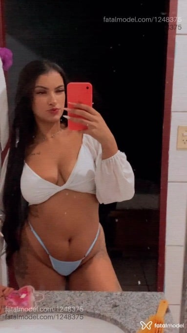 Acompanhante mulher morena (o) de olhos castanhos em Uberlândia - Andressa Vaz