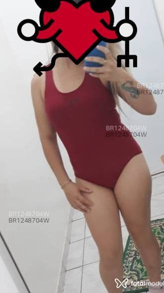 Acompanhante mulher loira (o) de olhos castanhos em Colorado do Oeste - Cristal