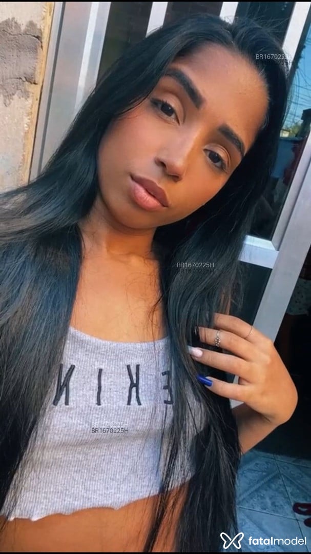 Acompanhante mulher morena (o) de olhos castanhos em Vassouras Acompanhante mulher morena (o) de olhos castanhos em Vassouras - Drika fênix