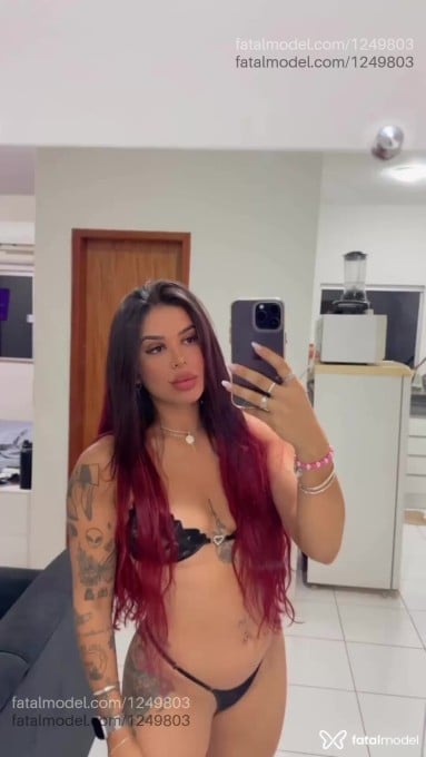 Acompanhante mulher ruiva (o) de olhos castanhos em Unaí - Dudaa