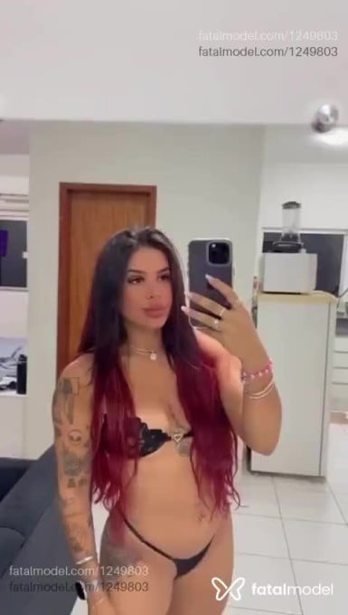 Acompanhante mulher ruiva (o) de olhos castanhos em Unaí - Dudaa
