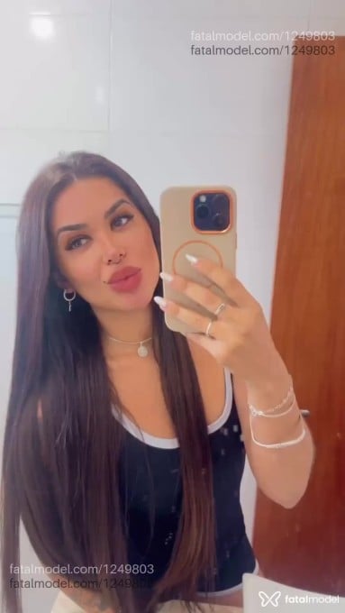 Acompanhante mulher ruiva (o) de olhos castanhos - Dudaa