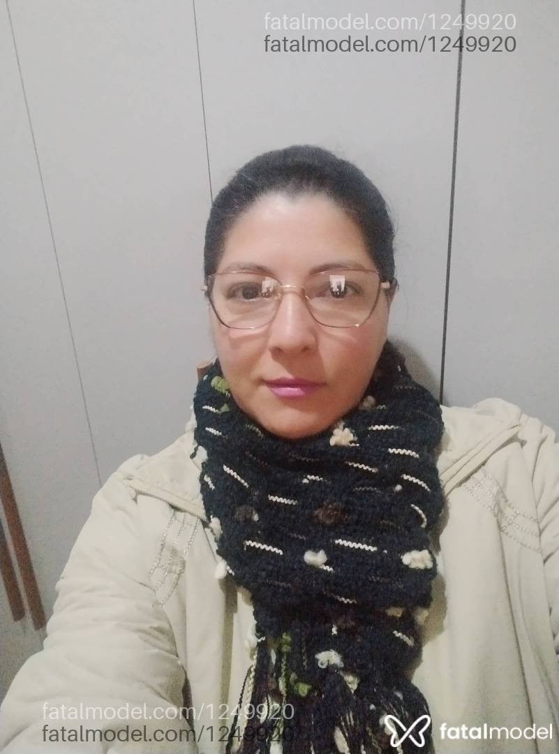 Acompanhante mulher com cabelo castanho de olhos pretos em Rio Grande - Talissa