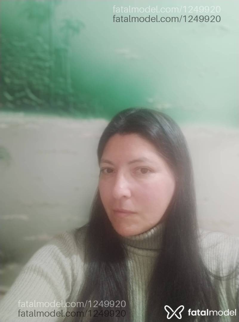 Acompanhante mulher com cabelo castanho de olhos pretos - Talissa