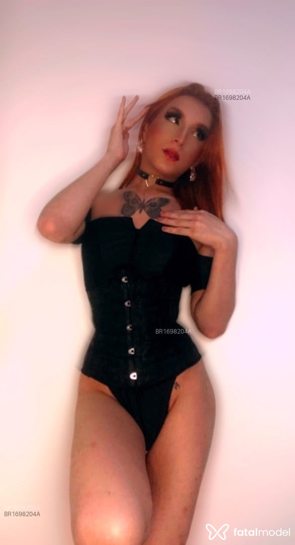 Acompanhante travesti ruiva (o) de olhos castanhos em São Paulo - Marcelly
