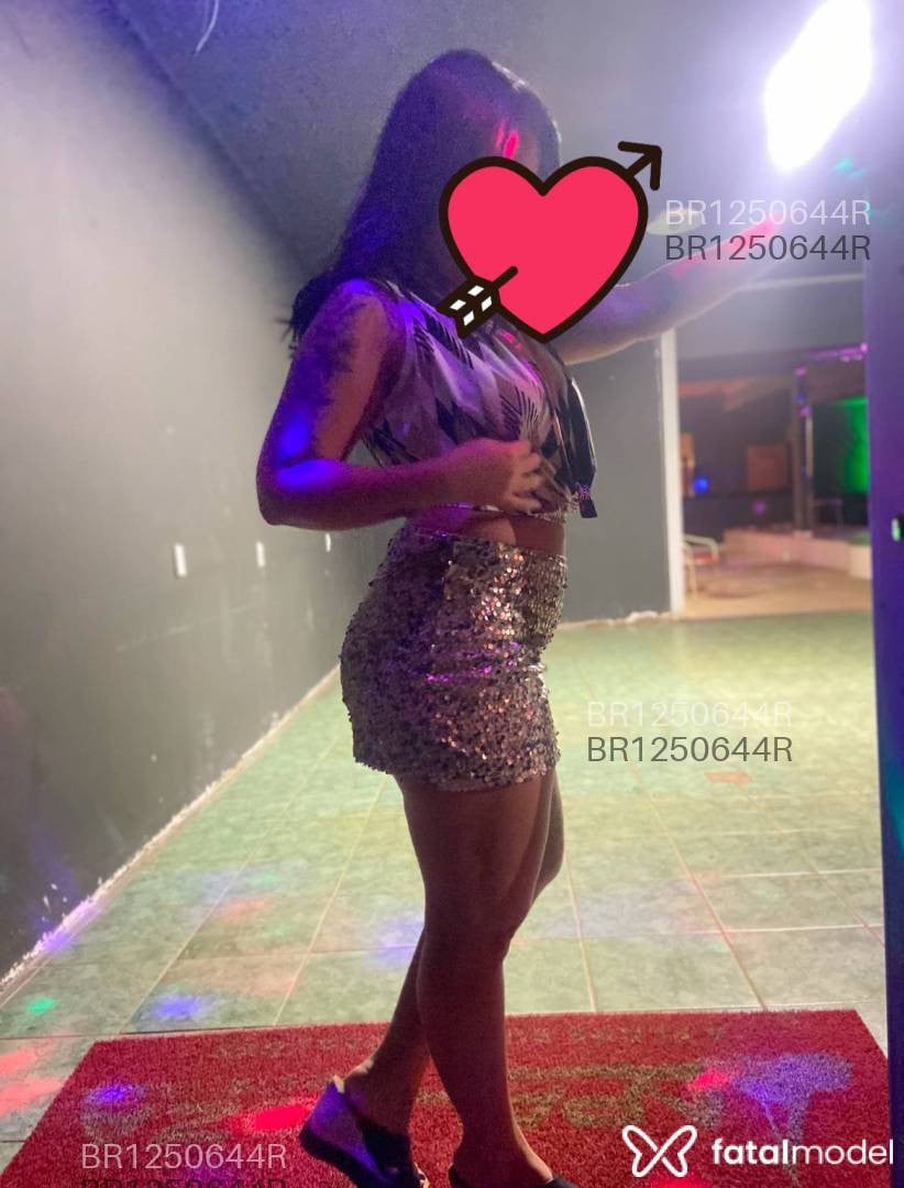 Acompanhante mulher morena (o) de olhos castanhos - Juliana