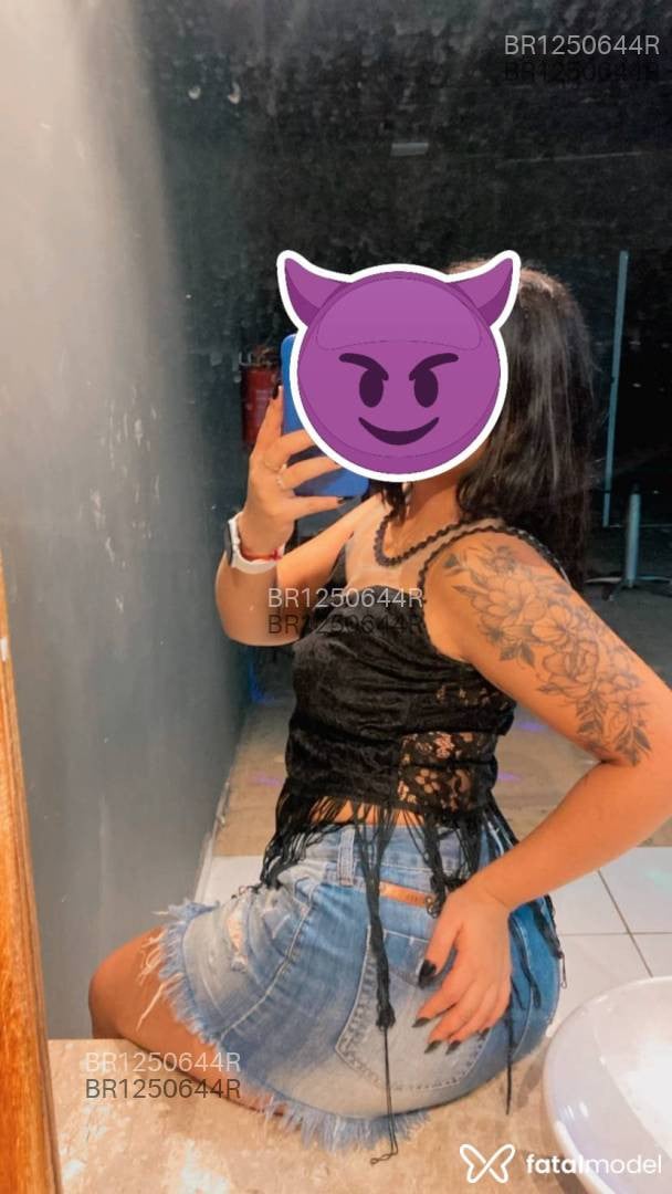 Acompanhante mulher morena (o) de olhos castanhos - Juliana