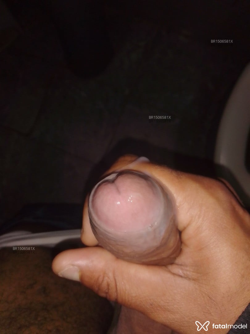 Acompanhante homem com cabelo castanho de olhos castanhos em Itajubá - Eduardo