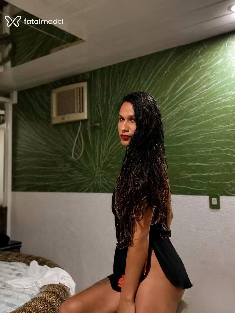 Acompanhante travesti ruiva (o) de olhos pretos - Baianah Arretadah