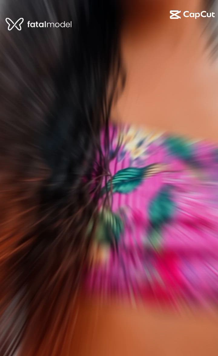 Acompanhante travesti ruiva (o) de olhos pretos - Baianah Arretadah