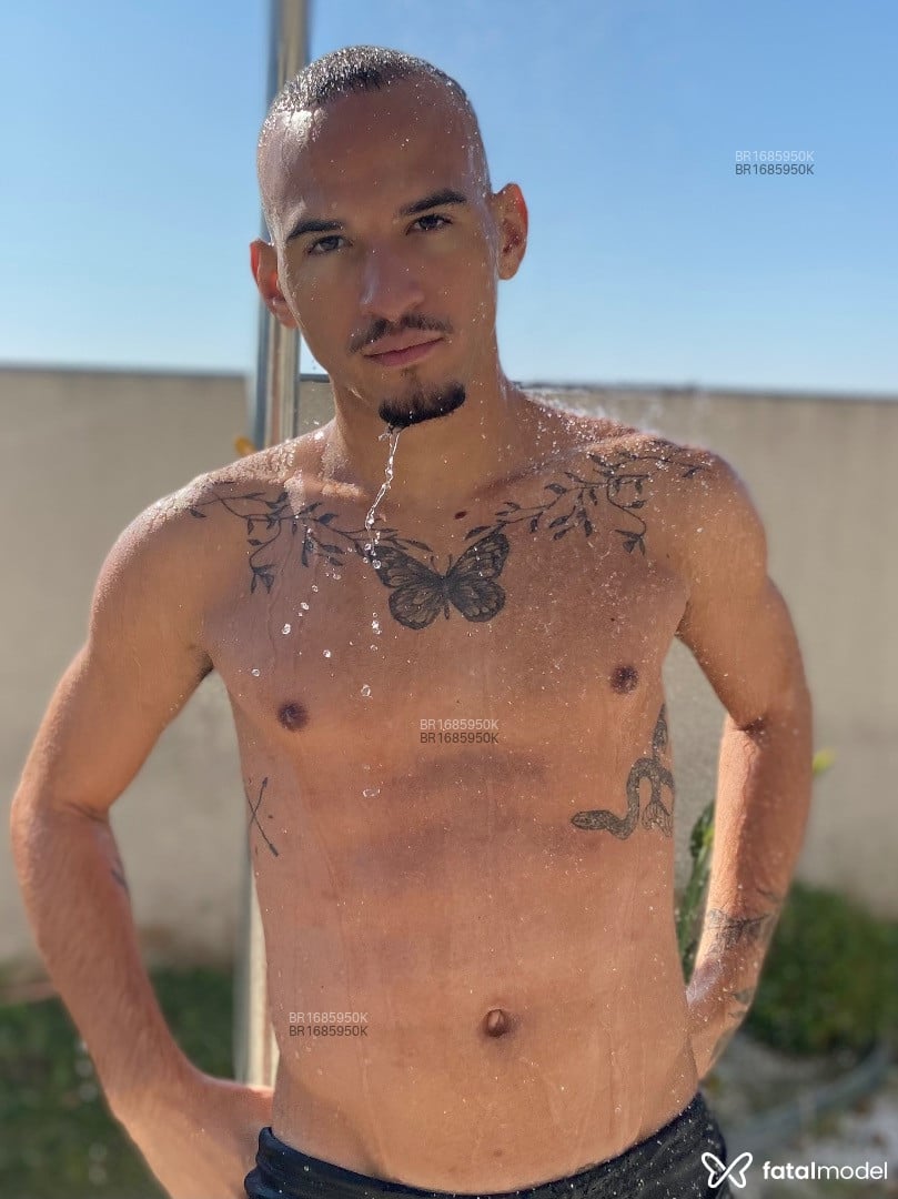 Acompanhante homem morena (o) de olhos castanhos em Santo André - Henrique Santana