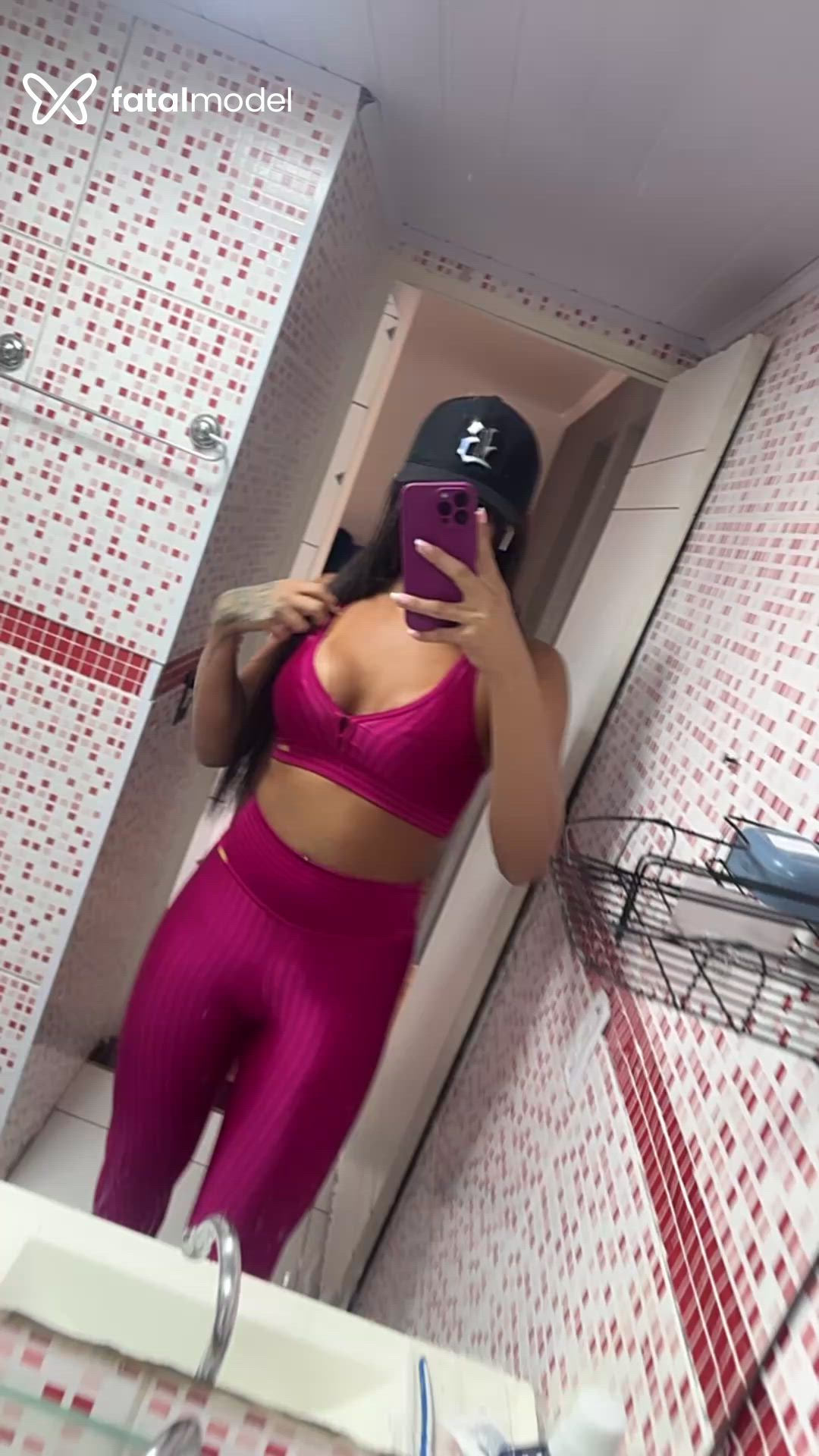 Acompanhante travesti morena (o) de olhos castanhos em Paracatu Acompanhante travesti morena (o) de olhos castanhos em Paracatu - Brenda Icy