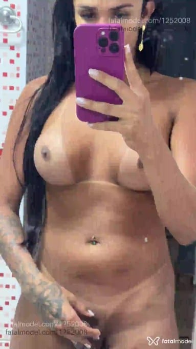 Acompanhante travesti morena (o) de olhos castanhos em Paracatu Acompanhante travesti morena (o) de olhos castanhos em Paracatu - Brenda Icy