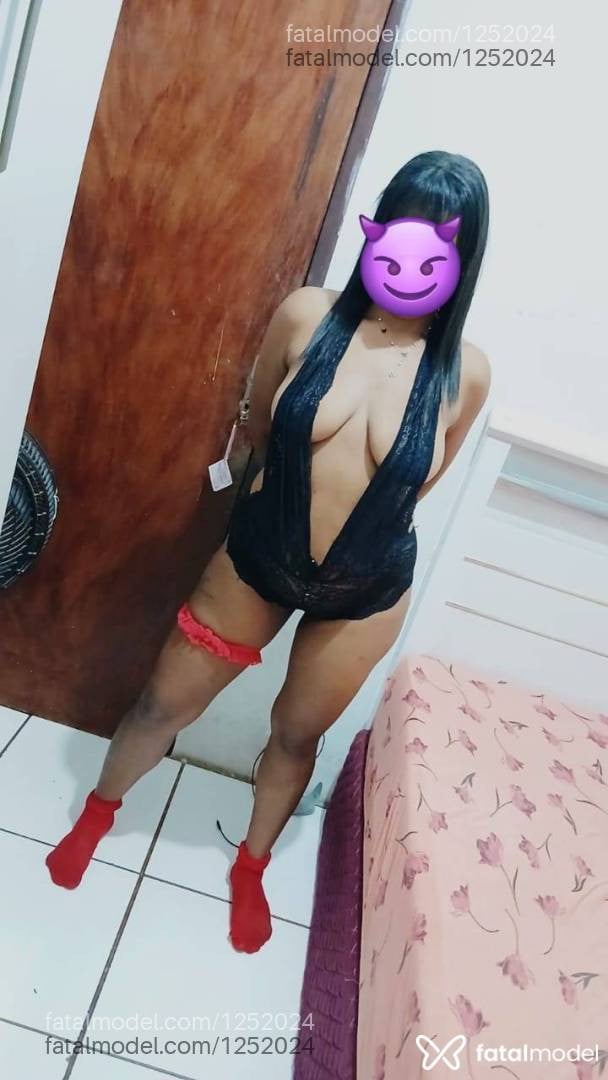 Acompanhante mulher com cabelo castanho de olhos pretos - Lady Nigth Acompanhante mulher com cabelo castanho de olhos pretos - Lady Nigth
