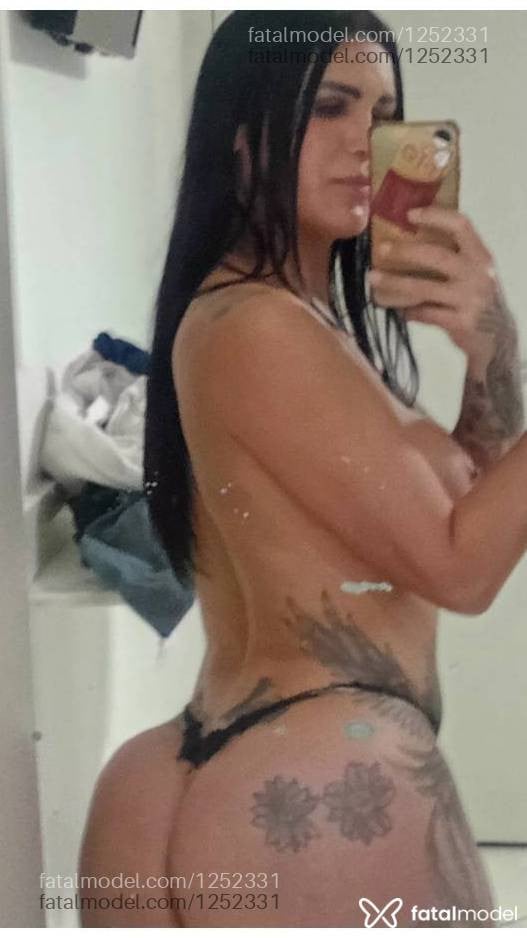 Acompanhante mulher trans morena (o) de olhos pretos - Dani fitnes