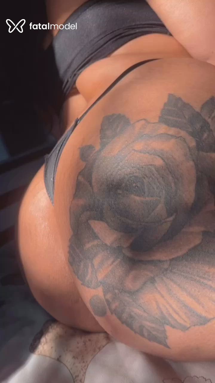 Acompanhante mulher com cabelo castanho de olhos castanhos - Emanuely