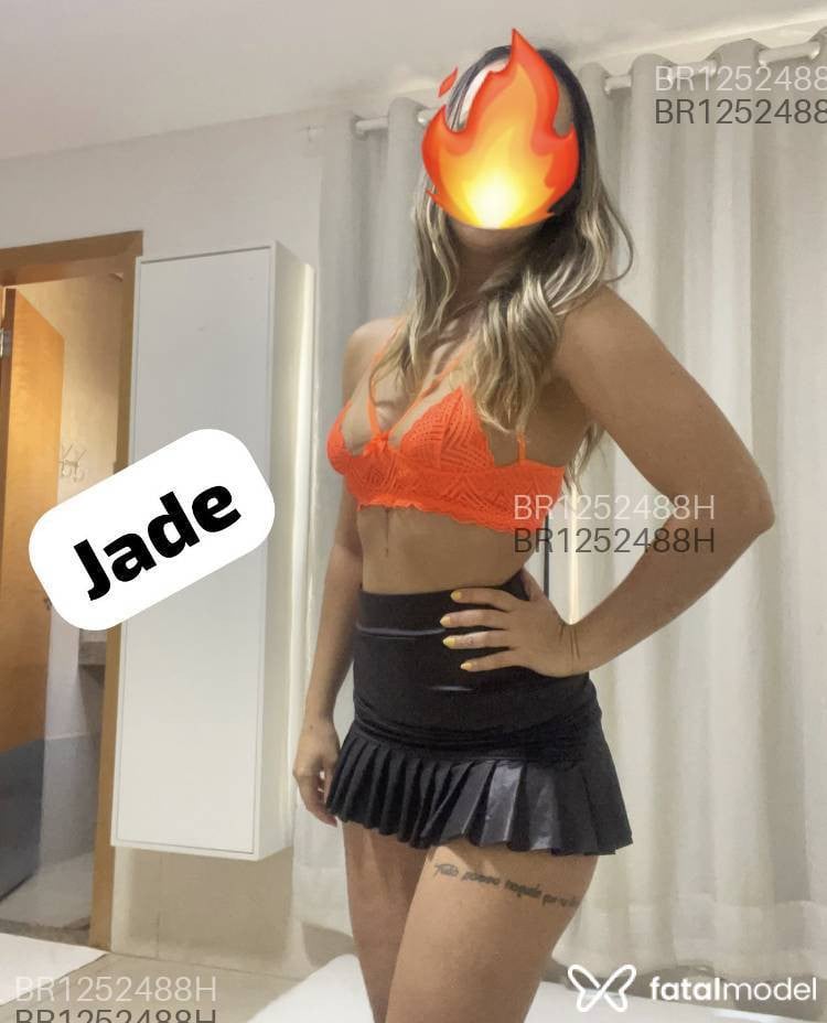 Acompanhante mulher loira (o) de olhos castanhos - Jade Alcantra