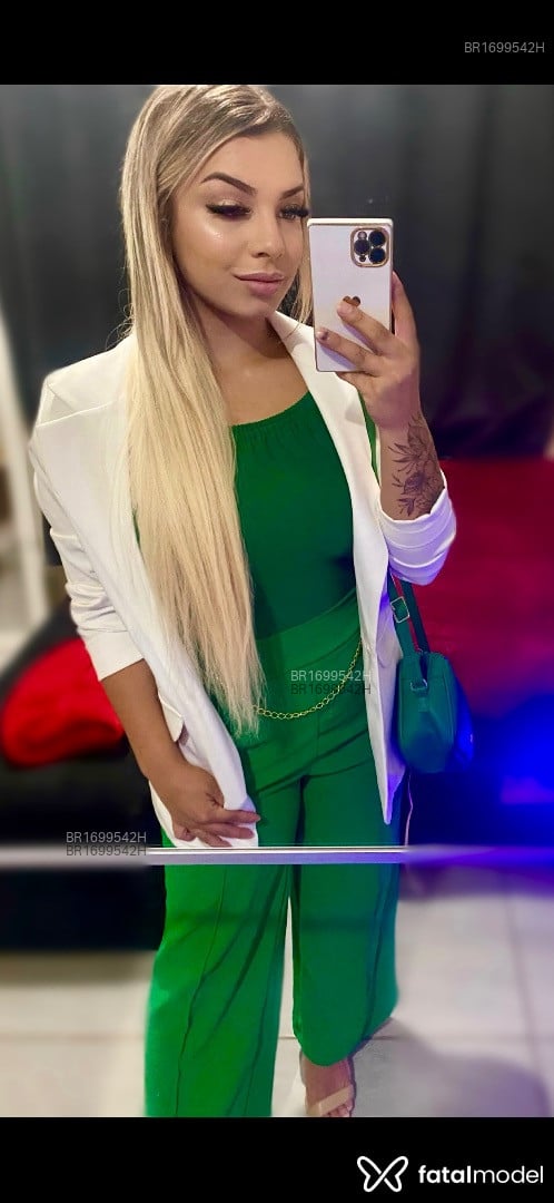 Acompanhante mulher loira (o) de olhos verdes em Rio do Sul - Jade Albertelli