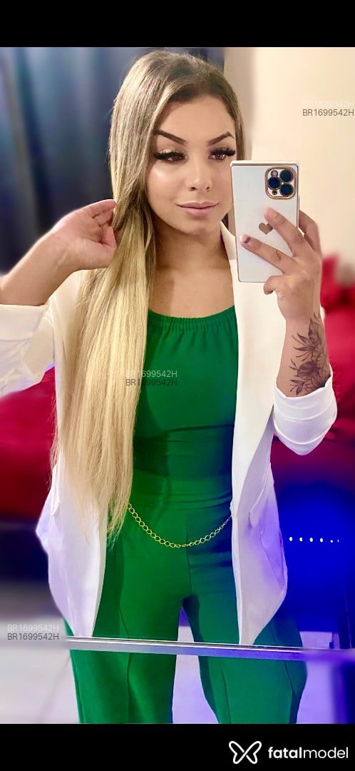 Acompanhante mulher loira (o) de olhos verdes em Rio do Sul - Jade Albertelli