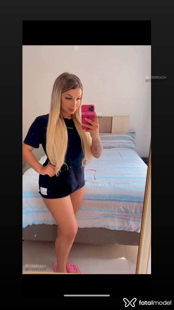 Acompanhante mulher loira (o) de olhos verdes em Rio do Sul - Jade Albertelli