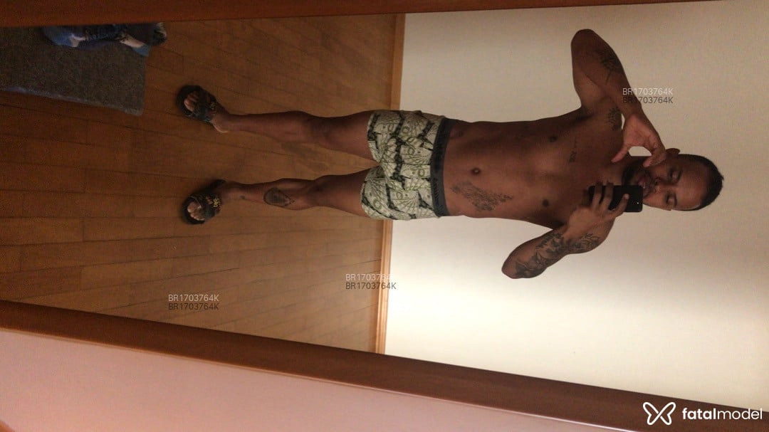 Acompanhante homem morena (o) de olhos castanhos em Araçatuba - Geovane