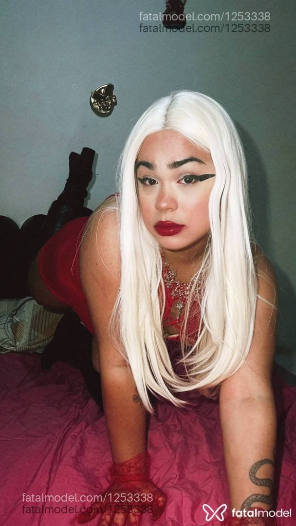 Acompanhante mulher trans morena (o) de olhos castanhos em Rio de Janeiro - Isis portela