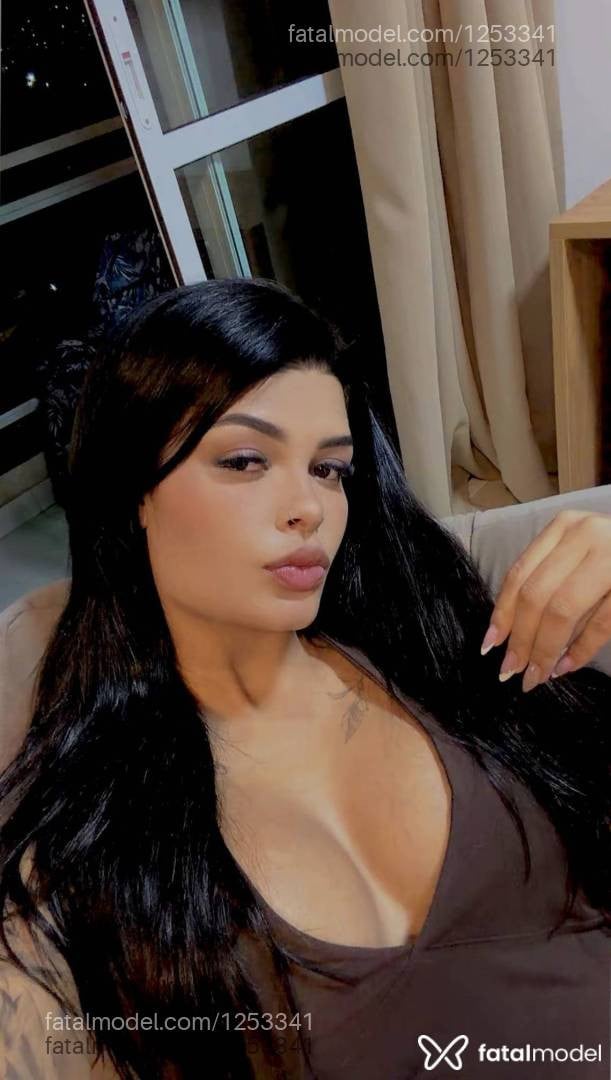 Acompanhante mulher com cabelo castanho de olhos castanhos - Alanis