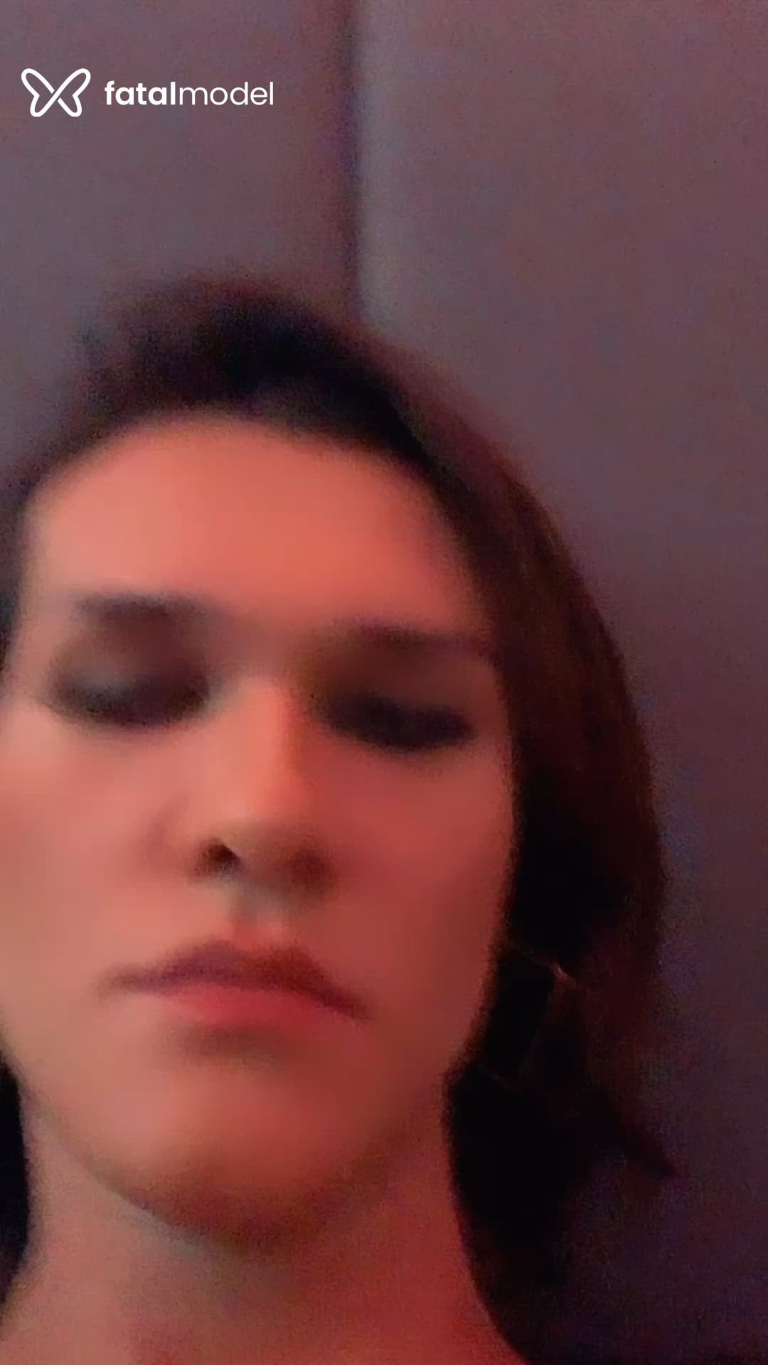 Acompanhante mulher trans loira (o) de olhos castanhos - Antonela Hils