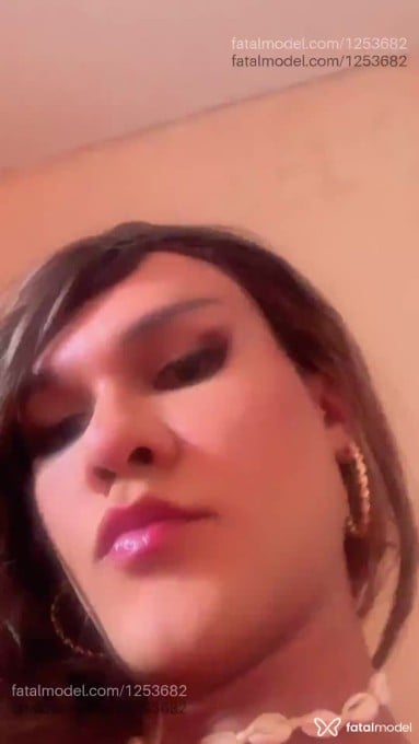 Acompanhante mulher trans loira (o) de olhos castanhos em Uberlândia - Antonela Hils