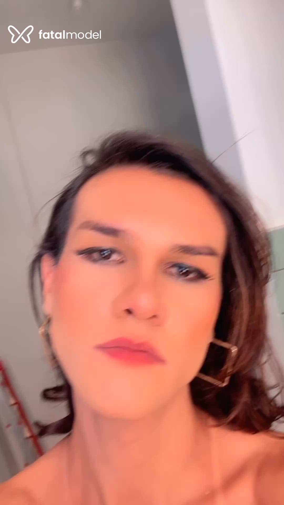 Acompanhante mulher trans loira (o) de olhos castanhos em Uberlândia Acompanhante mulher trans loira (o) de olhos castanhos em Uberlândia - Antonela Hils