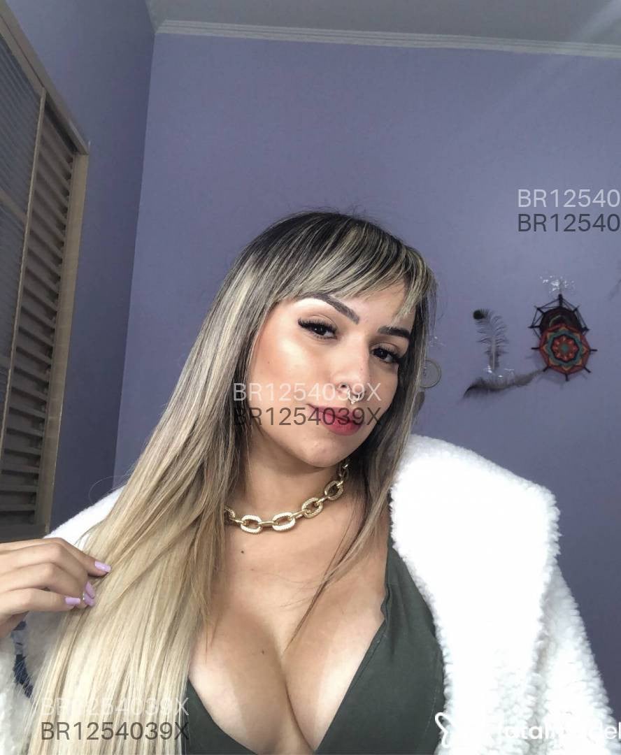 Acompanhante mulher loira (o) de olhos castanhos em Londrina - Jade Magalhães