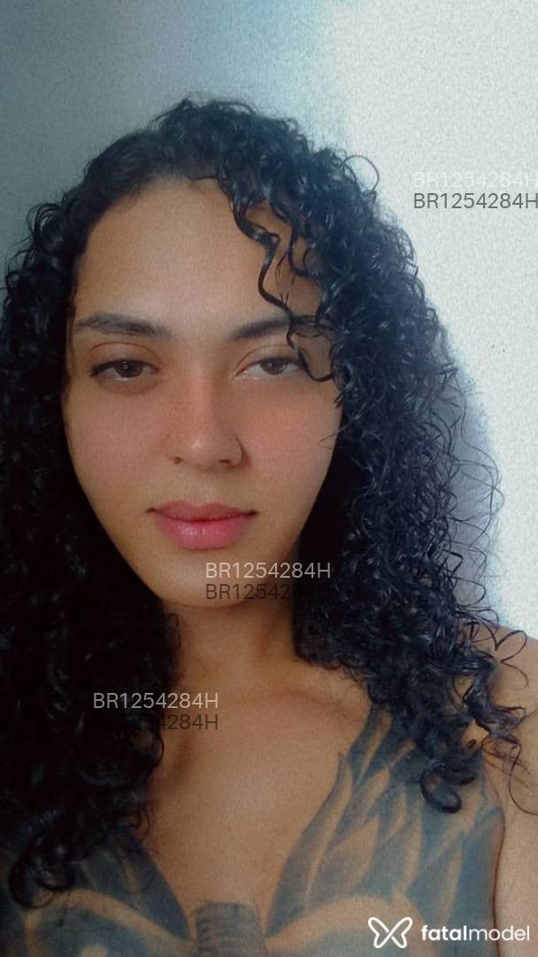 Acompanhante homem trans com cabelo castanho de olhos castanhos em Governador Valadares Acompanhante homem trans com cabelo castanho de olhos castanhos em Governador Valadares - Paola Caldeira