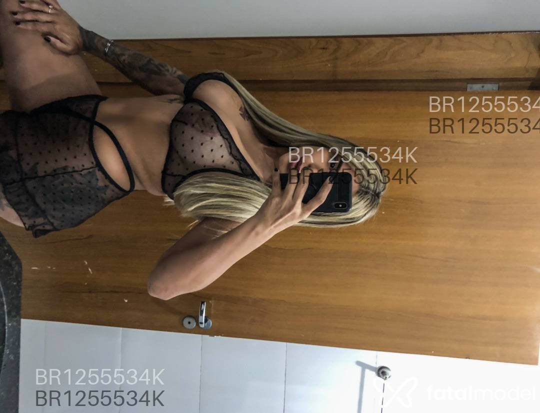 Acompanhante mulher morena (o) de olhos pretos - Ninna Soarez Acompanhante mulher morena (o) de olhos pretos - Ninna Soarez