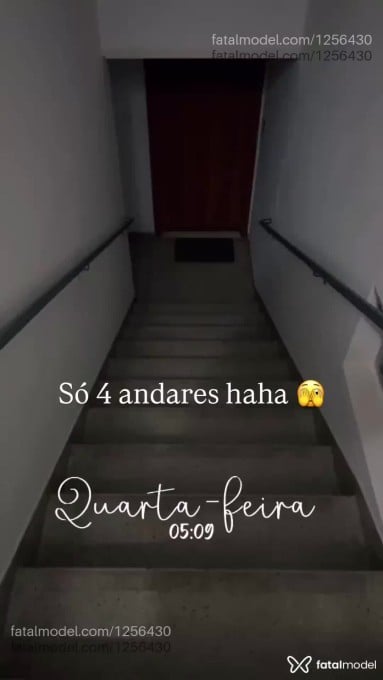 Acompanhante mulher ruiva (o) de olhos mel em Porto Alegre Acompanhante mulher ruiva (o) de olhos mel em Porto Alegre - Pati Ruiva