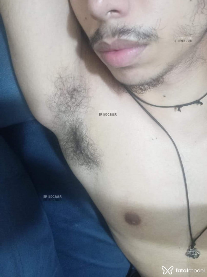 Acompanhante homem morena (o) de olhos pretos em São Paulo Acompanhante homem morena (o) de olhos pretos em São Paulo - Natan
